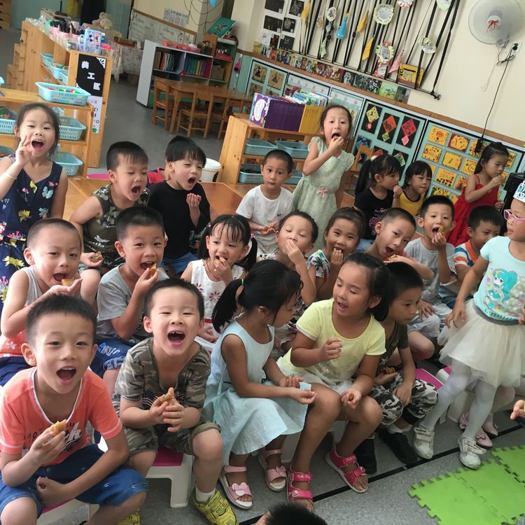 濃濃中秋情，歡樂(lè)迎國(guó)慶