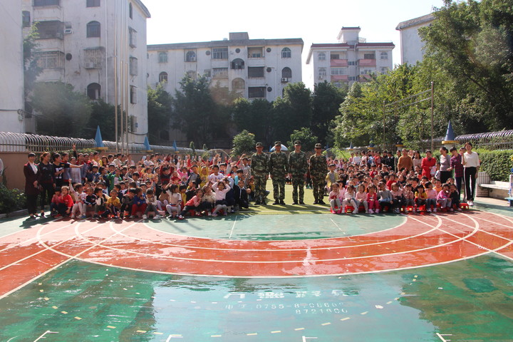 消防戰(zhàn)士走進幼兒園，共筑消防安全新防線 